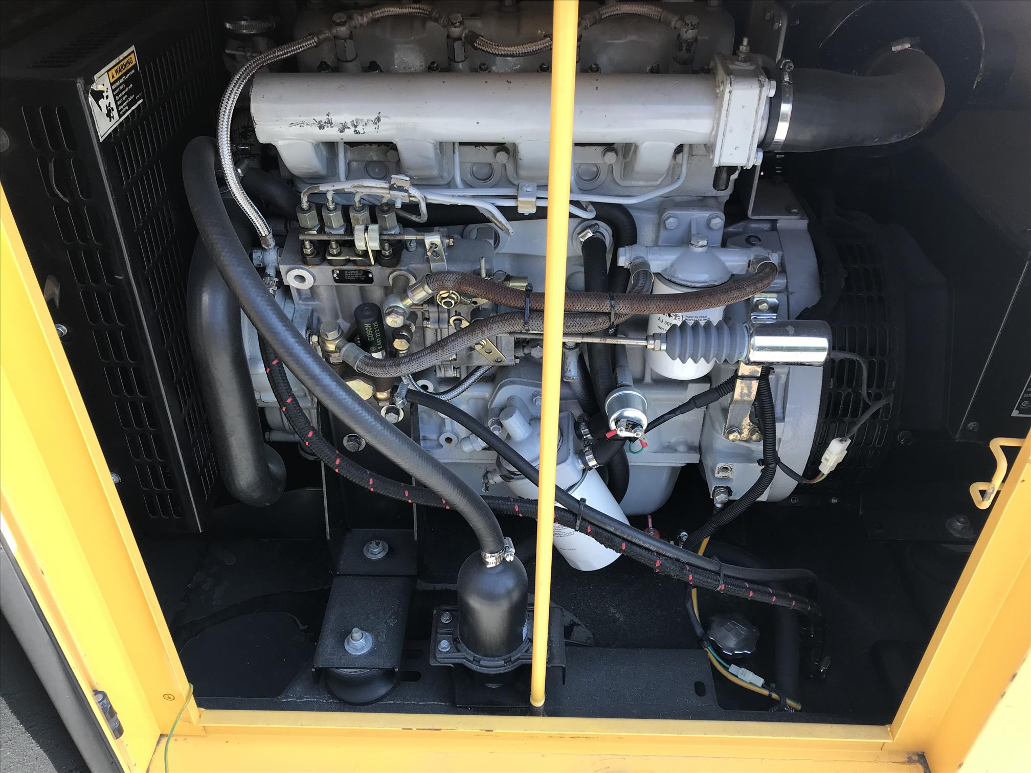 Aksa APD 25 kVA, Aksa Motor, 2014 Model, 3.565 Saatte, Kabinli, Otomatik, Transfer Panosuz